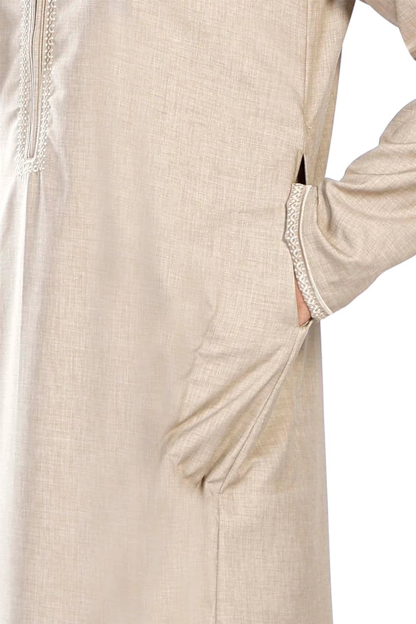 Premium Embroidered Thobe for Men – Saudi Kandura / Jubba / Islamic Kurta