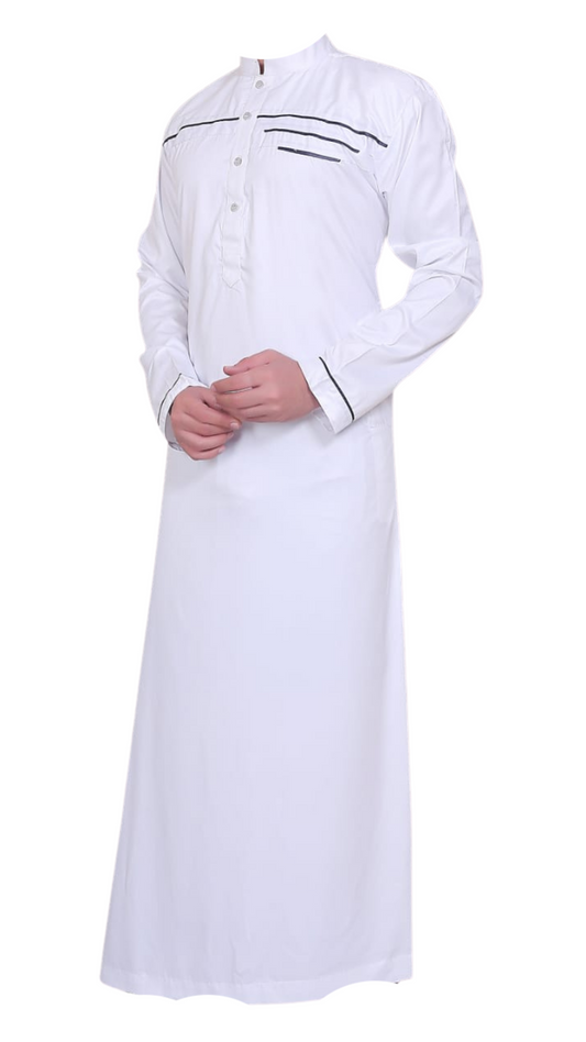 White simple saudi thobe